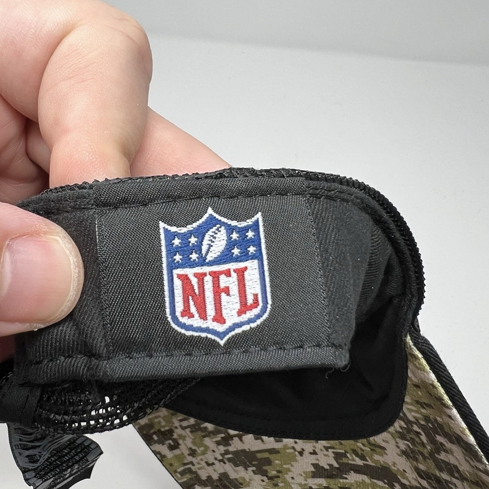 Philadelphia Eagles New Era Salute To Service Trucker 9Forty Camo Snapback Hat - Picture 14 of 14